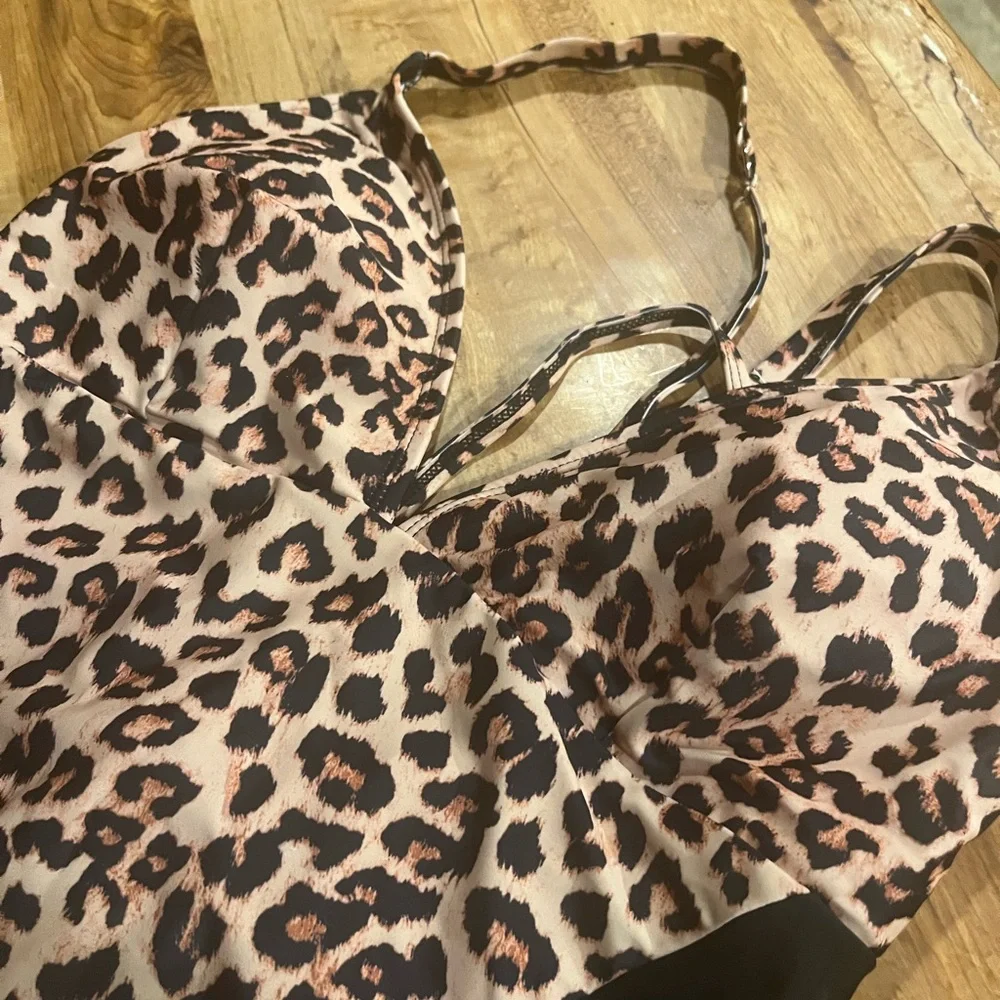 Leopard Print One-Piece Swimsuit - Picture 5 of 11